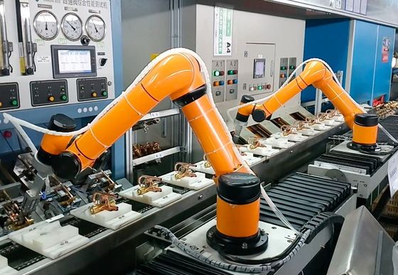 IP54 Six Axis Robot Arm , 200 Watts Aluminum Robot Arm Harmonic Drive