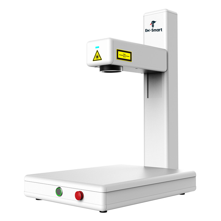 Portable 30W 60HZ Jewelry Laser Engraving Machine On Desktop